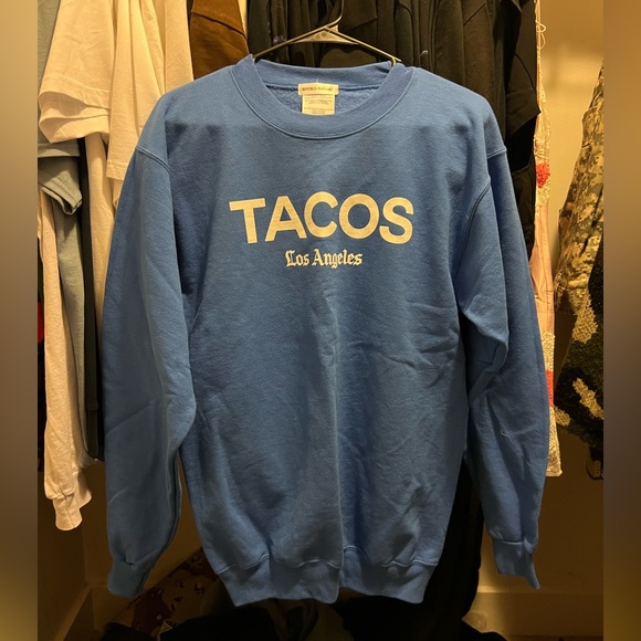 Petals and peacocks crewneck - Picture 1 of 3